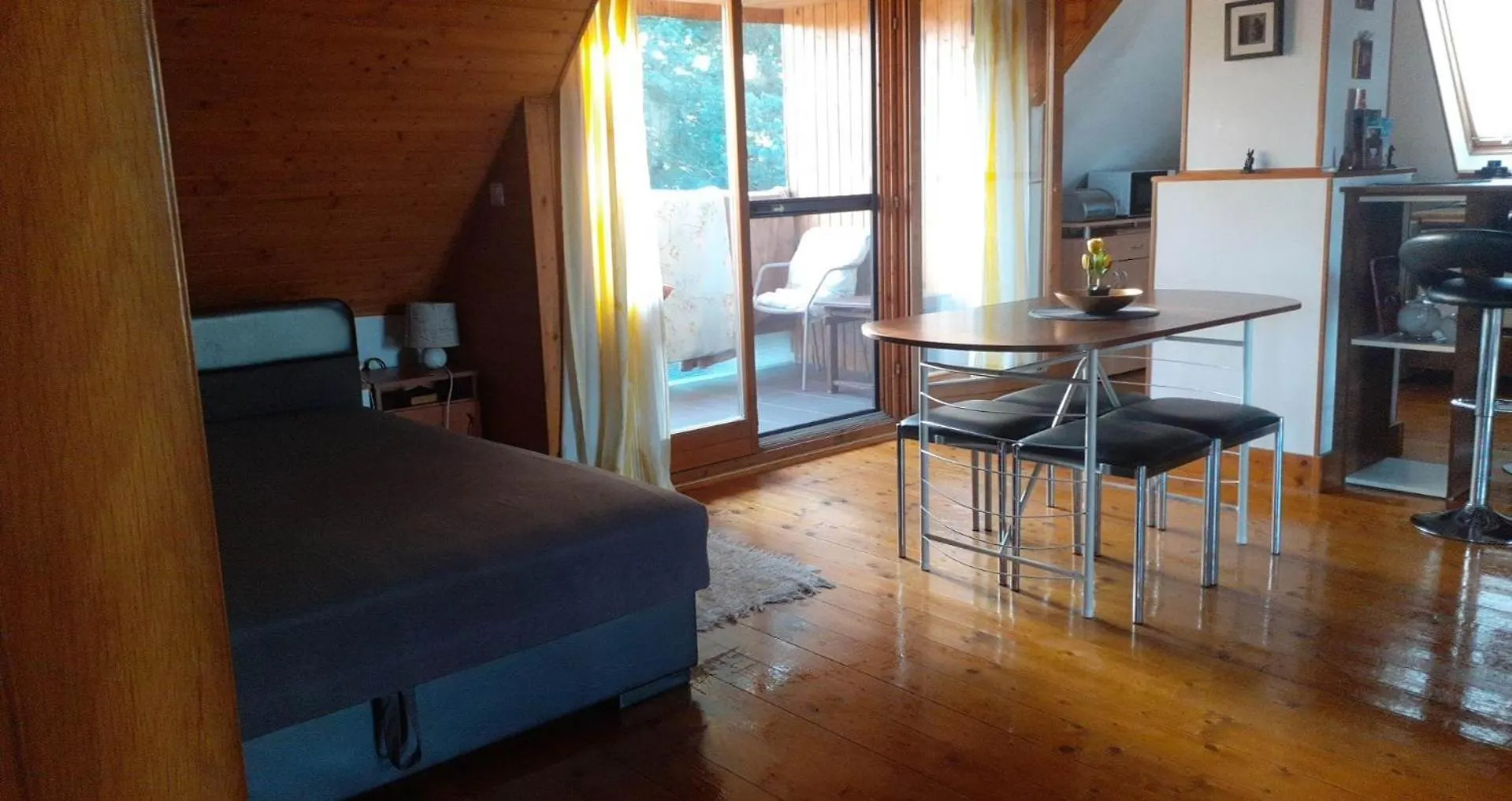 Komfort Apartman Eger Appartement
