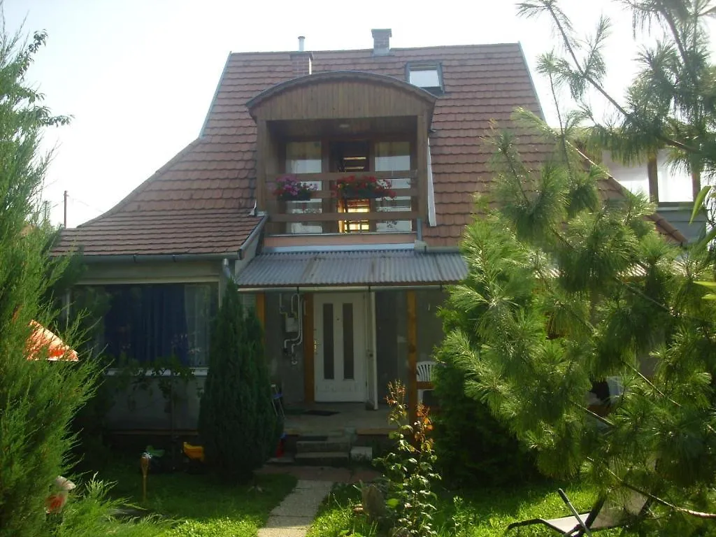 Komfort Apartman Eger Hongrie